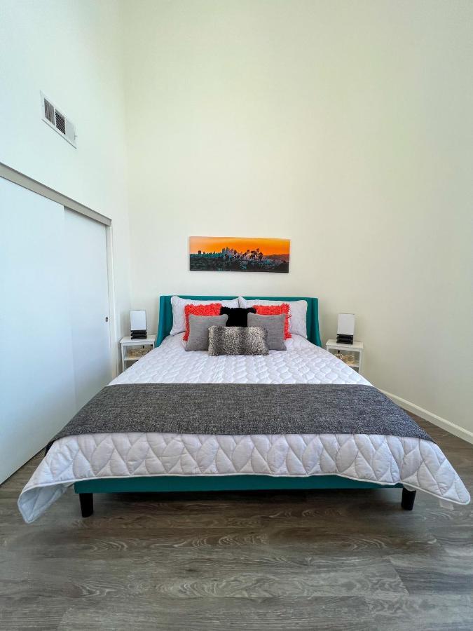 Luxury Downtown Los Angeles Penthouse Condo With Skyline Views ภายนอก รูปภาพ
